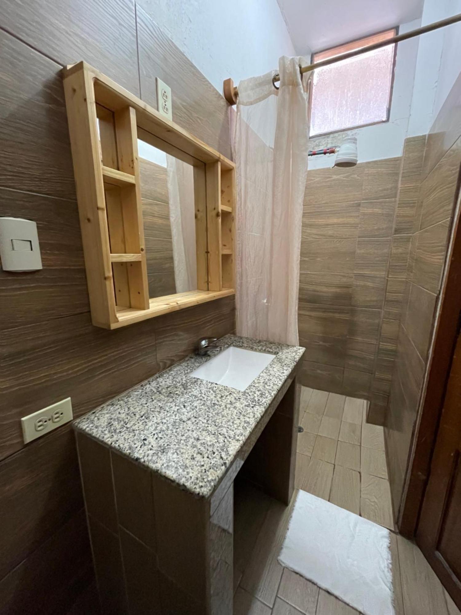 فندق Casa De Huespedes "Darling" بويرتو بكويريزو مورينو المظهر الخارجي الصورة